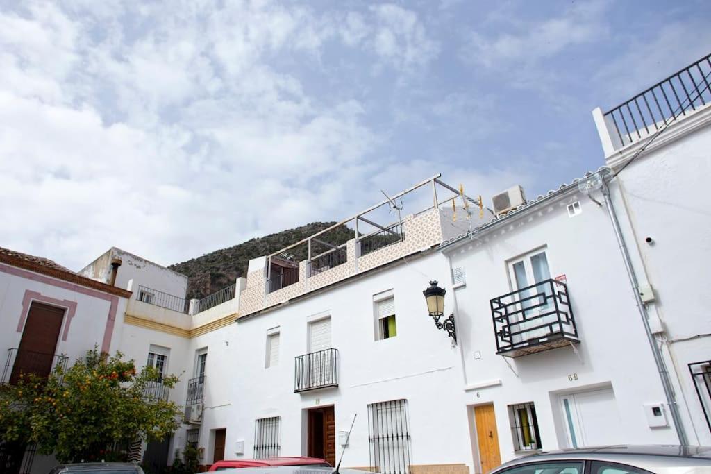 Los Globos Algodonales Exterior photo